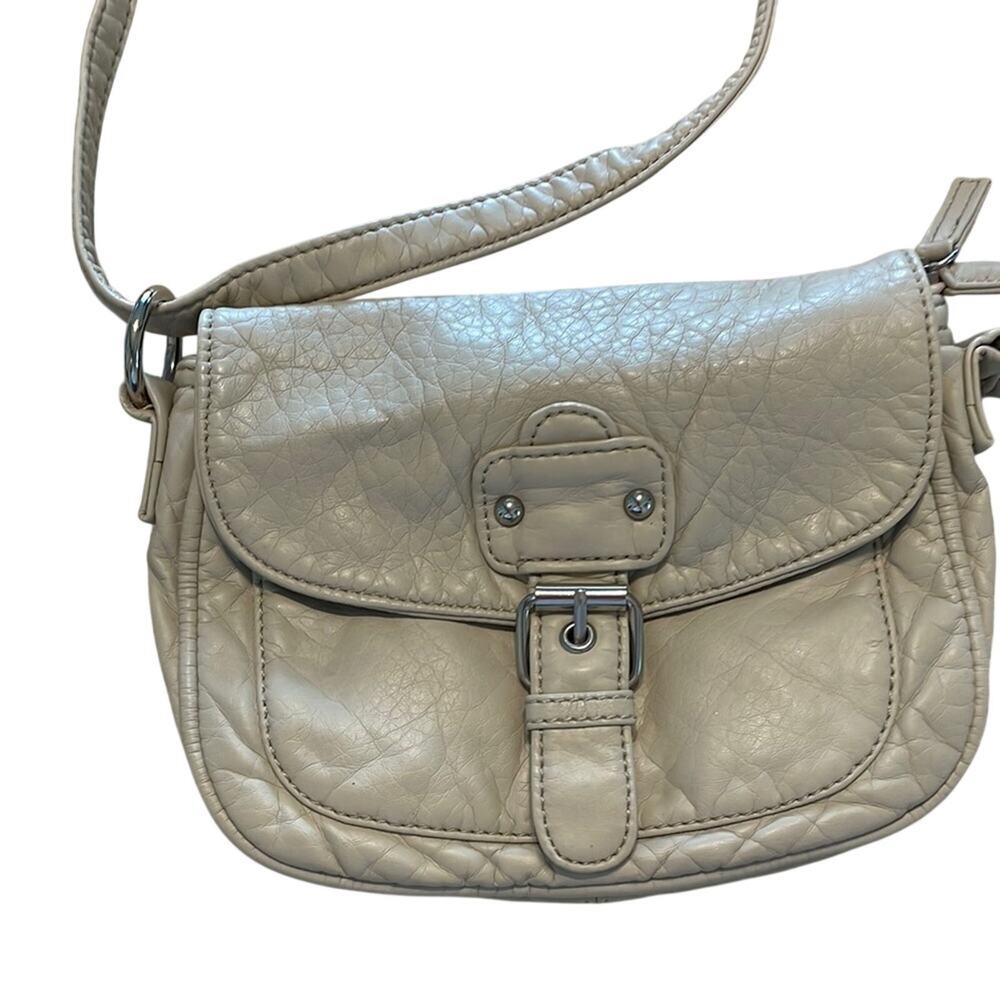 ✨ Genuine Leather Crossbody Bag NWOT Bone Off-White Flap Style Travel 🕊️ - Picture 7 of 8